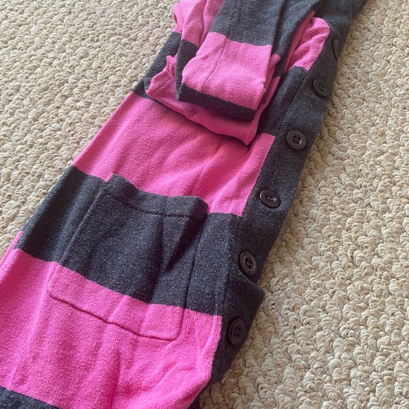 Cardigan - Picture 2 of 3